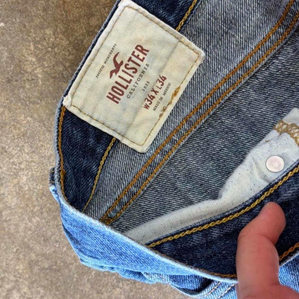 Hollister Loose Fit Blue Jeans Mens 34x34 Vintage 2000s Y2K Skater Baggy Denim - Picture 4 of 6